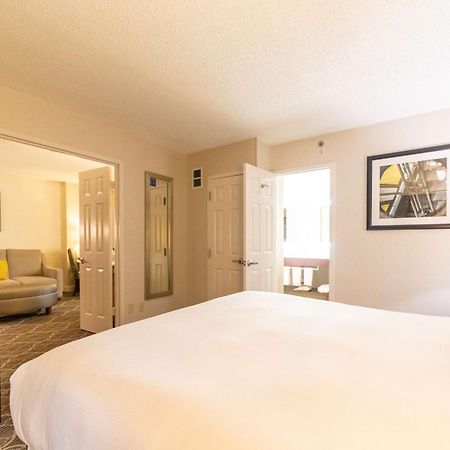 Doubletree Suites By Hilton At The Battery Atlanta Smyrna Exteriör bild