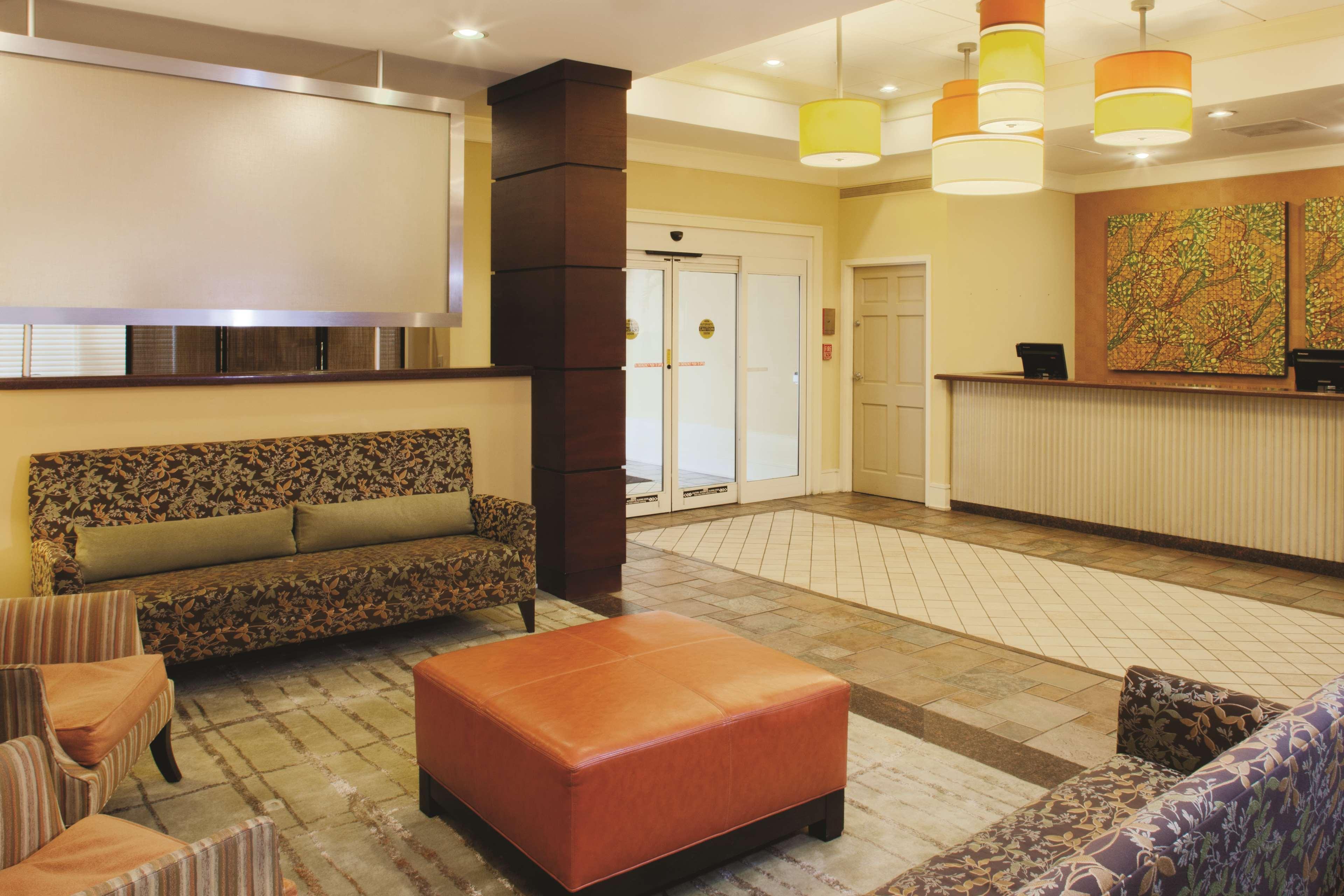 Doubletree Suites By Hilton At The Battery Atlanta Smyrna Exteriör bild