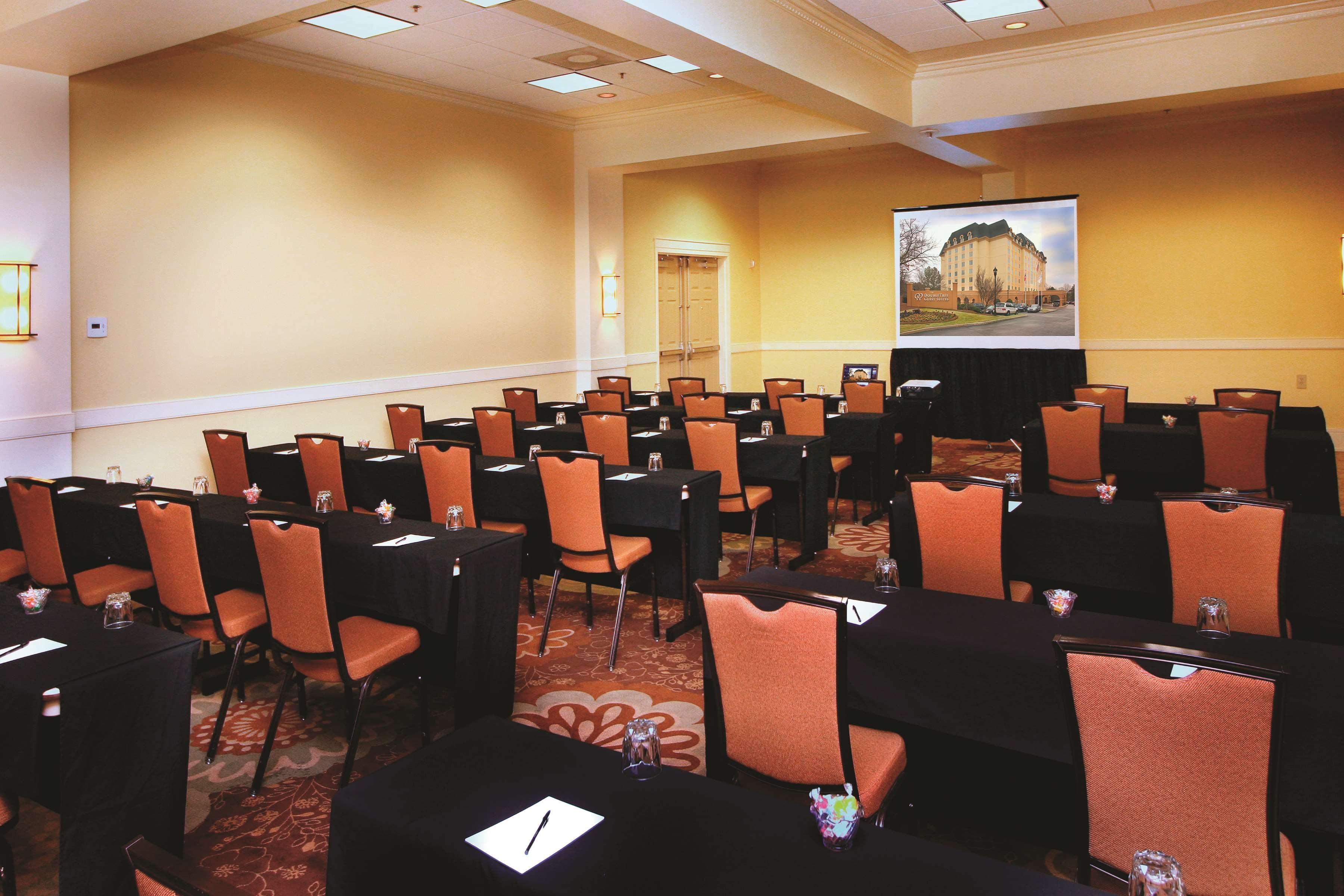 Doubletree Suites By Hilton At The Battery Atlanta Smyrna Exteriör bild