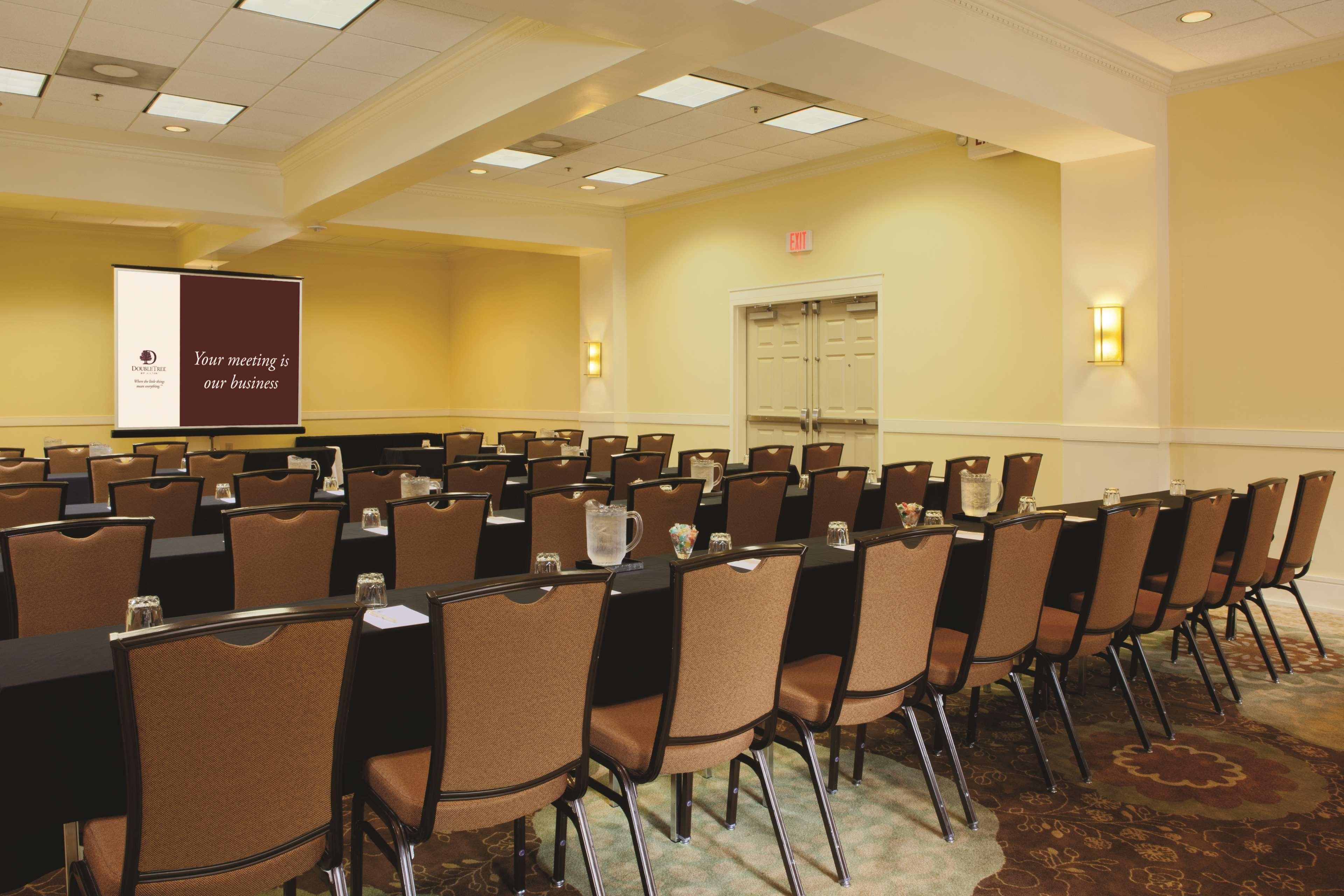 Doubletree Suites By Hilton At The Battery Atlanta Smyrna Exteriör bild