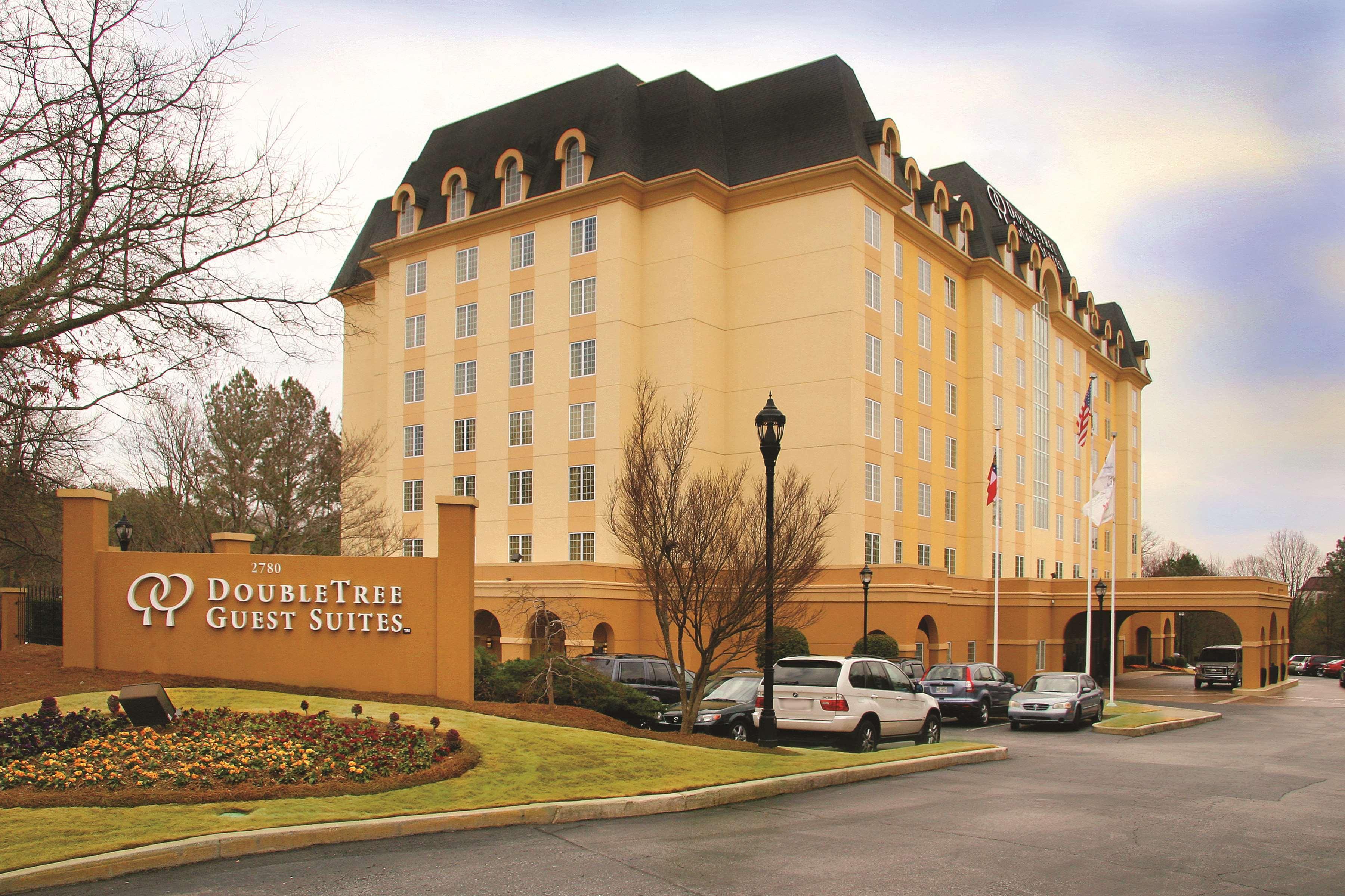 Doubletree Suites By Hilton At The Battery Atlanta Smyrna Exteriör bild