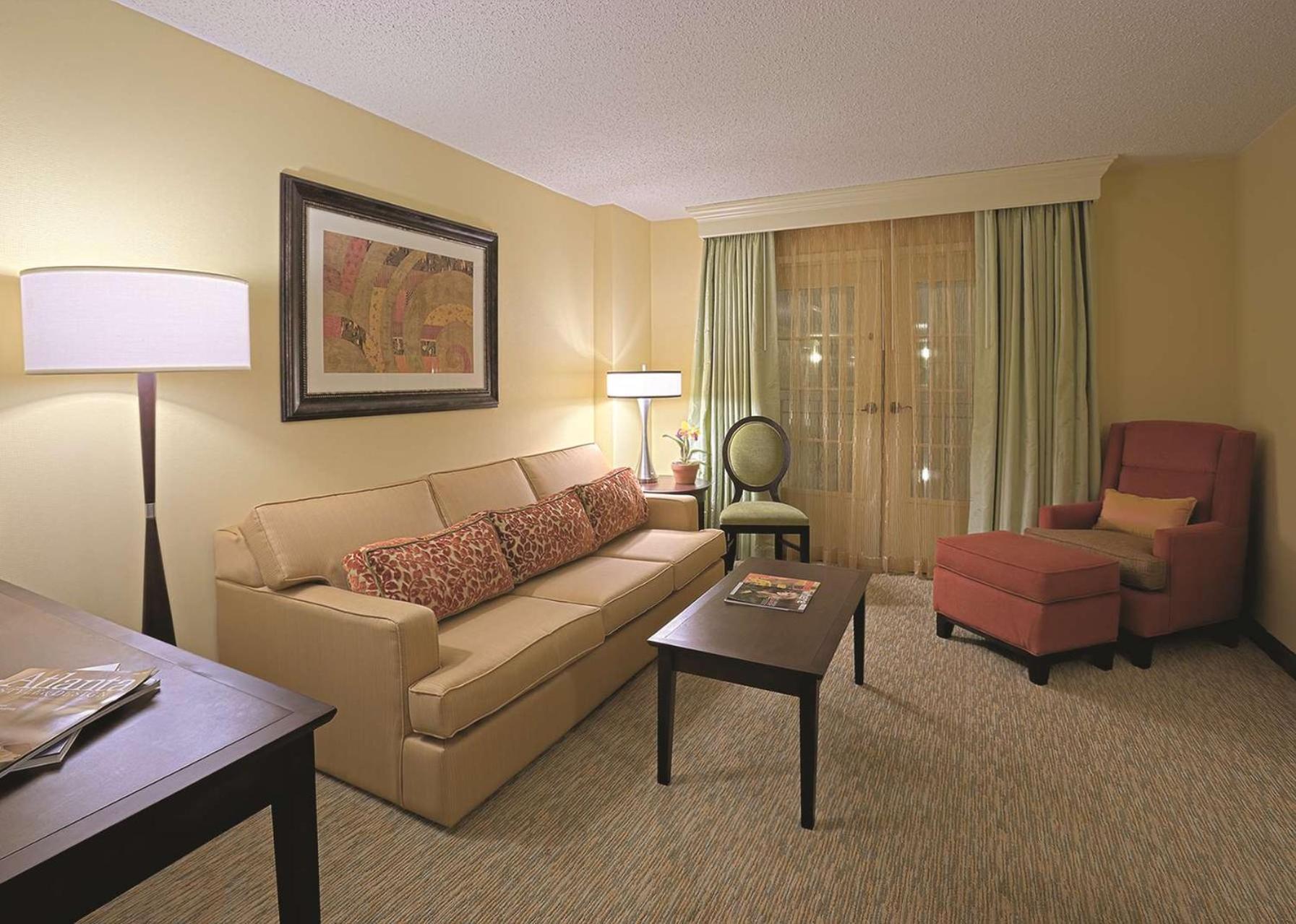 Doubletree Suites By Hilton At The Battery Atlanta Smyrna Exteriör bild